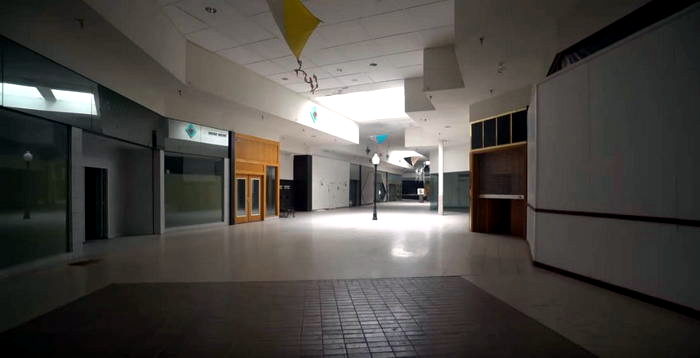 Hampton Towne Centre (Hampton Square Mall) - 2017 Screen Cap From Dan Bell On Youtube (newer photo)